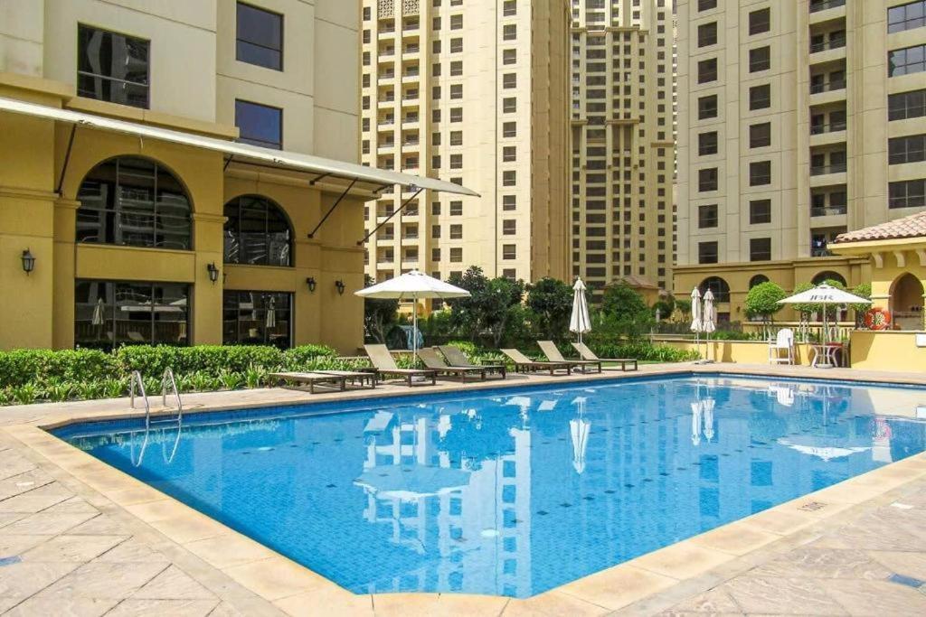 Sadaf 8 Jbr Luxury Master Bedroom Near Tram Dubai Exterior foto